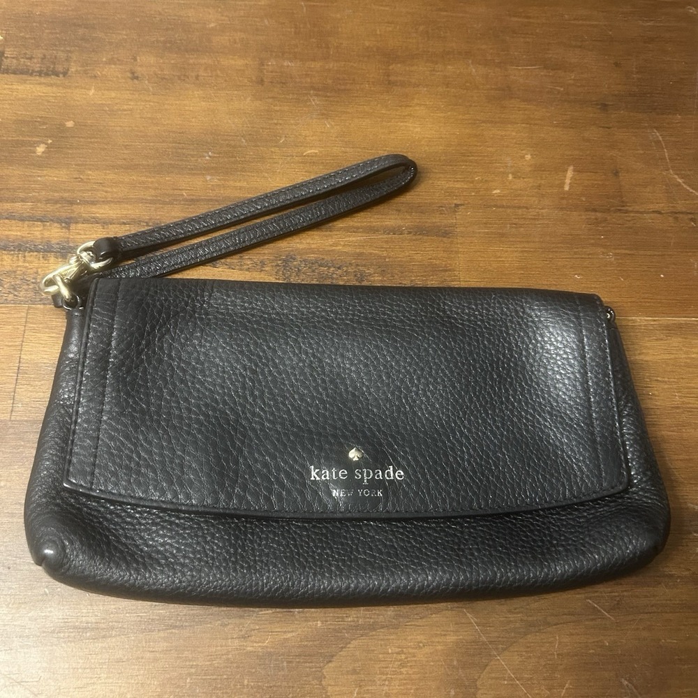 KATE SPADE Pebbled Leather Wallet Wristlet Black Magnet Flap Striped Liner Cow